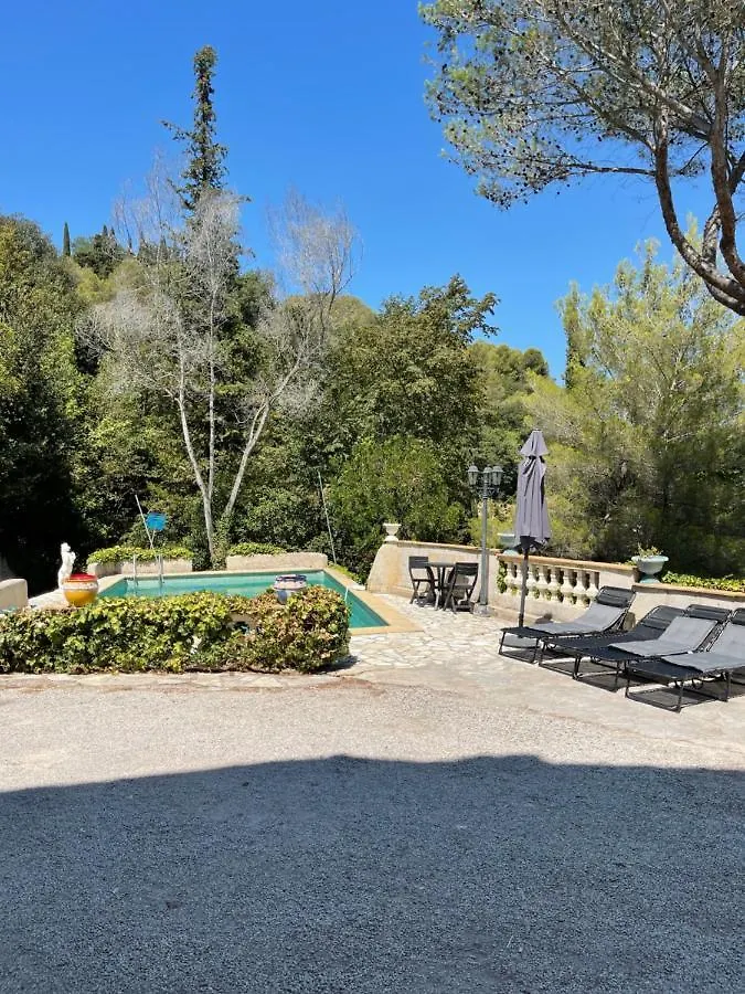Appartement Bas De Villa Avec Piscine Privee Partagee Proche Bord De Mer Cagnes-sur-Mer Fransa